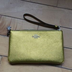 Coach wristlet gold